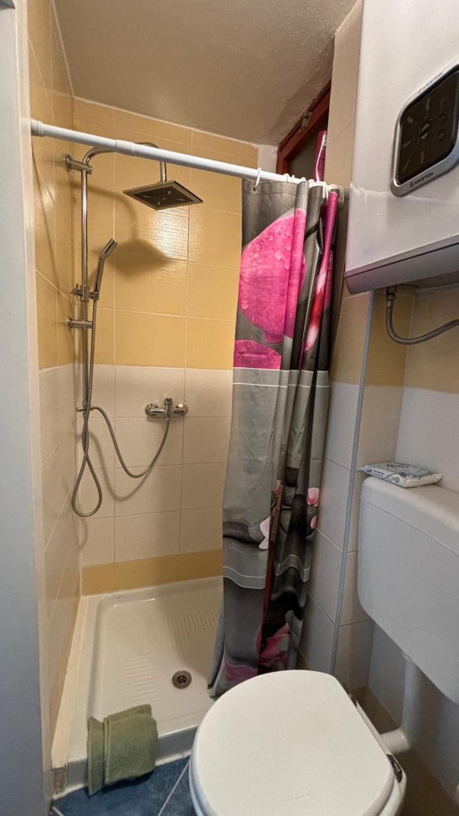 Ana Appartement Pula Buitenkant foto
