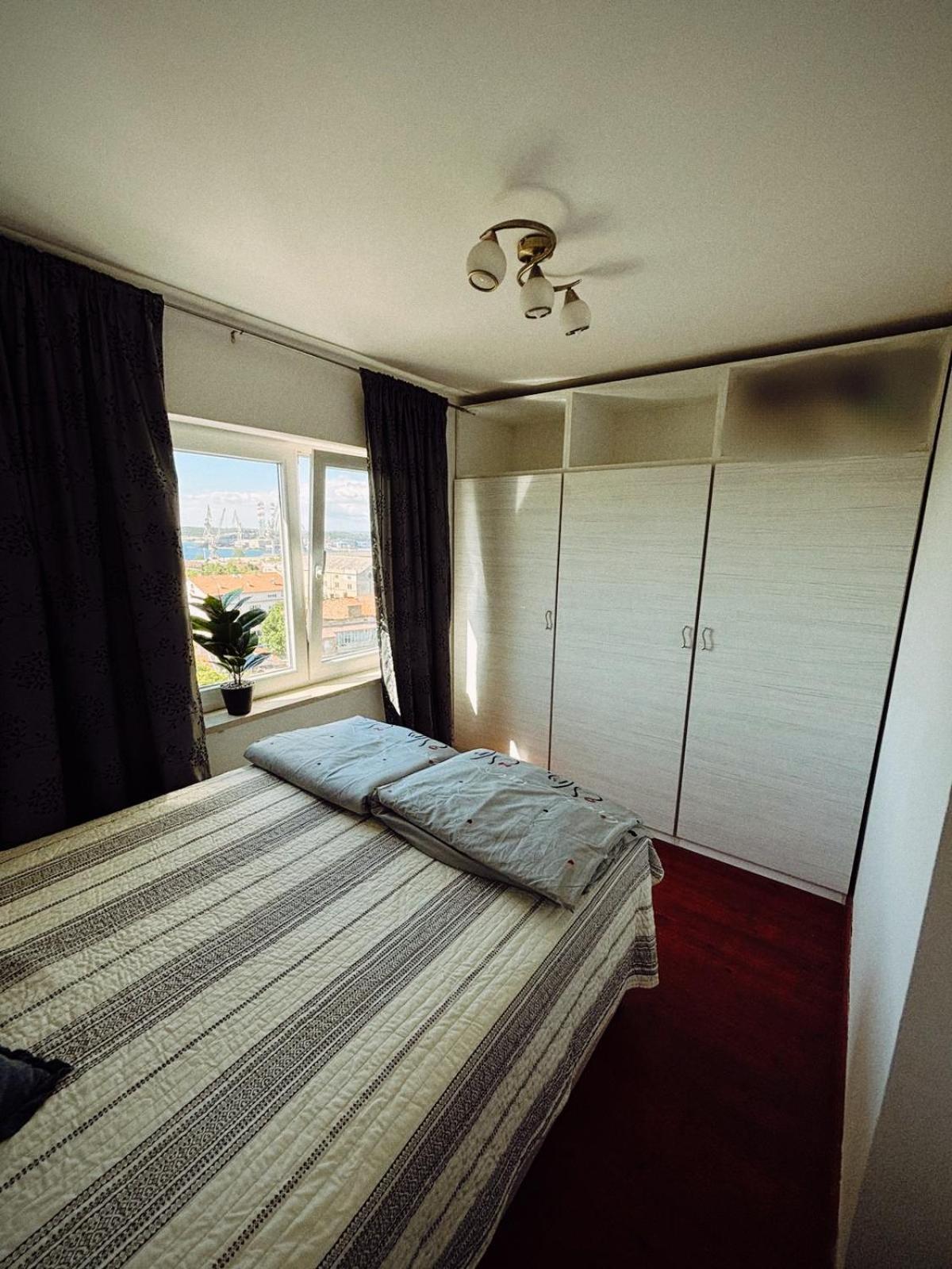 Ana Appartement Pula Buitenkant foto