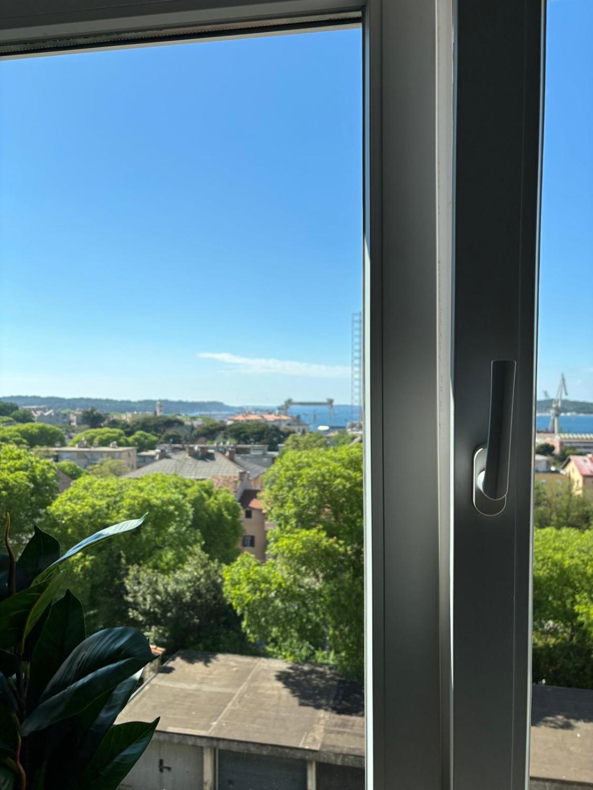 Ana Appartement Pula Buitenkant foto